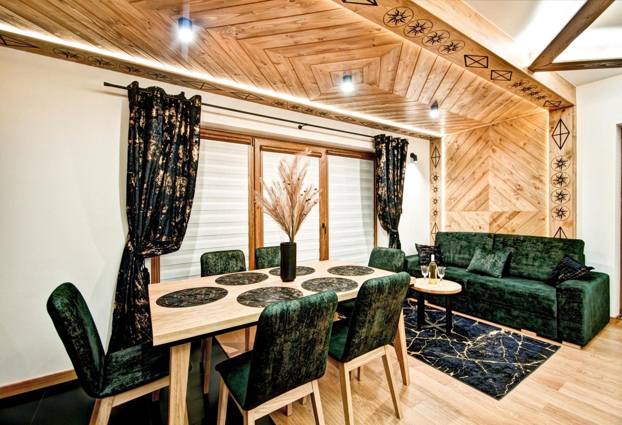 Chalet Pod Grapa Jakuzzi & Deluxe & Pod Grapa Poronin